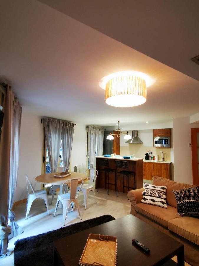 Vtz El Balcon De Rey Alfonso III Apartment Сарагоса Екстериор снимка